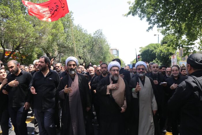 نماز ظهر عاشورا به یاد شهدای کربلا در تبریز برپا شد