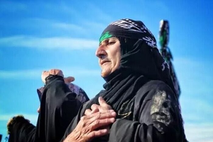 از اولین زنان روضه خوان تا «لطم زنی» و «چایینه»