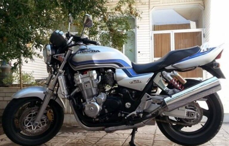 قاچاقچی موتورسیکلت در مرند ۲ میلیارد و ۳۹۹ میلیون ریال جریمه شد قاچاقچی موتورسیکلت در مرند ۲ میلیارد و ۳۹۹ میلیون ریال جریمه شد