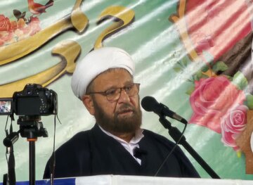 امام جمعه جیرفت: نخستین سفر خارجی رییس‌جمهور هوشمندانه بود