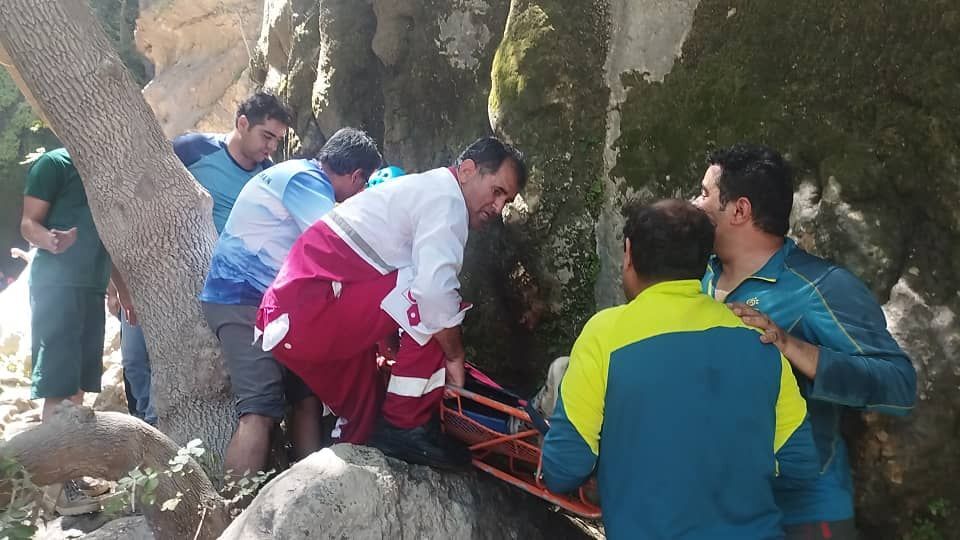کوهنورد مصدوم در ارتفاعات تنگ تامرادی بویراحمد نجات یافت