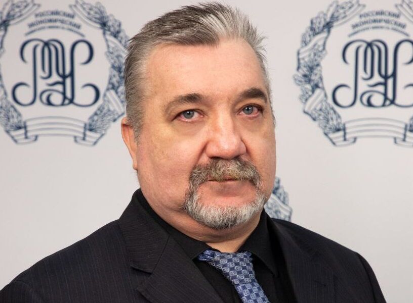 چگونه «روبل»، «رابل» نشد؟