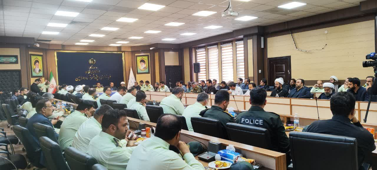 مراسم تکریم و معارفه فرماندهی انتظامی شهرستان ورامین برگزار شد
