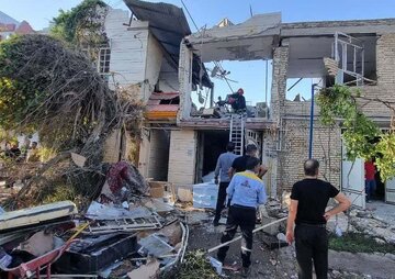انفجار منزل مسکونی در بجنورد؛ خسارت به ۱۵ ساختمان و مصدومیت سه نفر + فیلم
