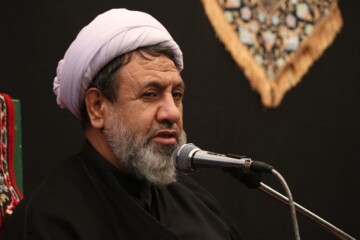 امام جمعه کرمان: تکریم پیرغلامان تجلیل از جریان ایثار و شهادت است 