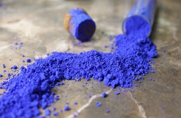 Iran becomes self-sufficient in production of pen ink