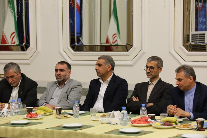 آیتالله اعرافی: مناسبات علمی و معرفتی با کشورهای جهان توسعه یابد