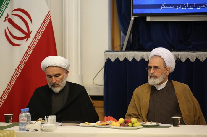 آیتالله اعرافی: مناسبات علمی و معرفتی با کشورهای جهان توسعه یابد