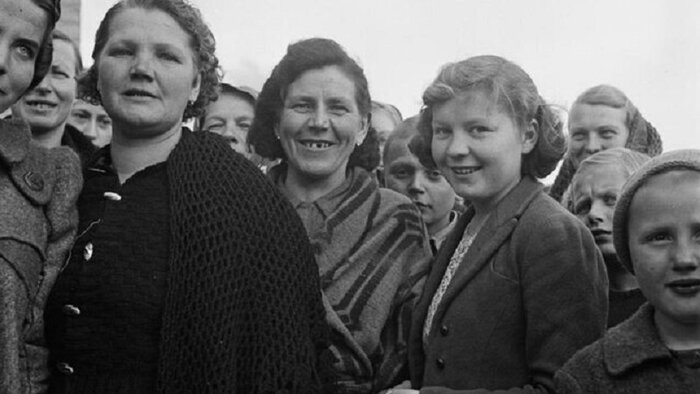 ایران و امواج مهاجران قانونی و غیرقانونی؛ از لهستانی تا افغانستانی