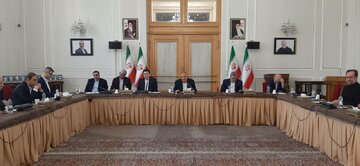Meeting held to review Iran’s foreign economic relations