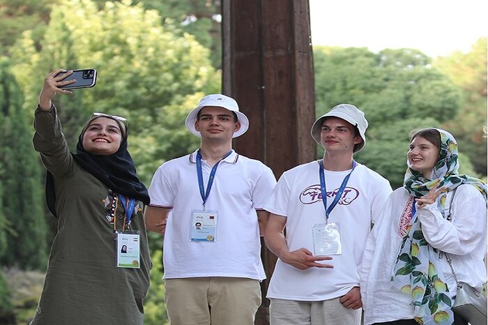 دانشآموزان نخبه دنیا در اصفهان، از امید به کسب مدال تا تجربه یک سفر خوب