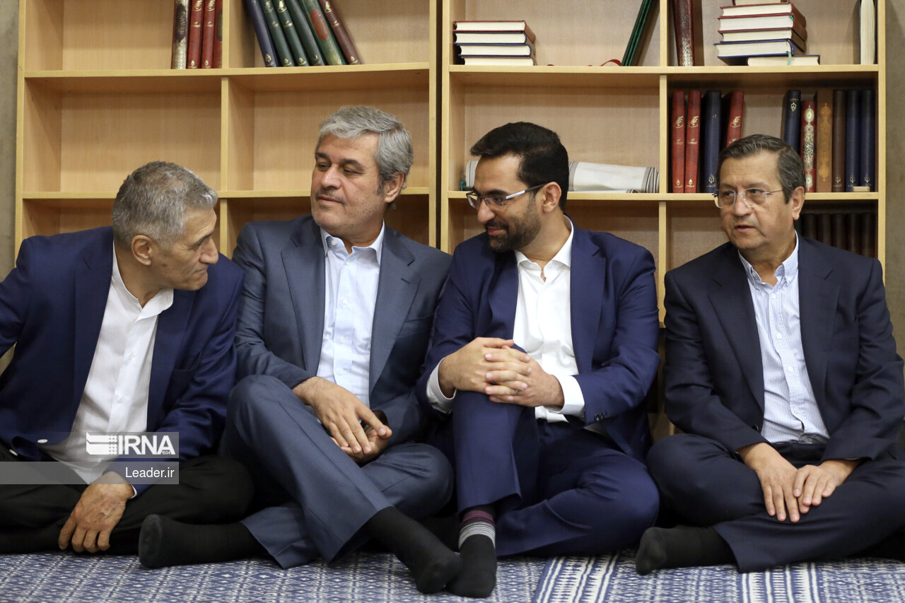 روز وحدت ملی در مراسم تنفیذ آقای رئیسجمهور/ چشم انداز دولتِ چهاردهم ترسیم شد