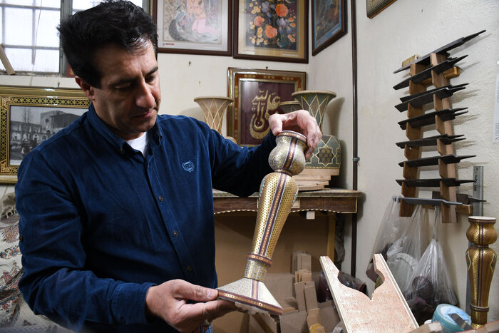 هنرمندان صنایع دستی اصفهان، چشم انتظار حمایتهای دولت چهاردهم