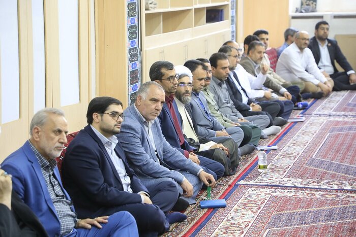 امام جمعه بیرجند: تبلیغات صحیح جامعه را مصون نگه میدارد