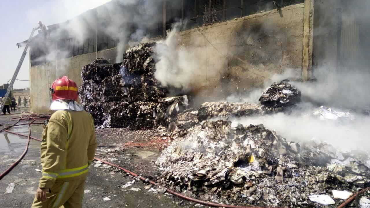 آتشسوزی در جاده قدیم کرج مهار شد