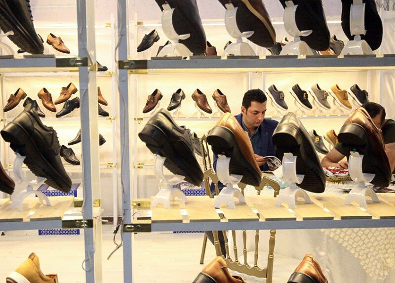 نمایشگاه بینالمللی کیف و کفش و ماشینآلات وابسته آن در تبریز گشایش یافت نمایشگاه بینالمللی کیف و کفش و ماشینآلات وابسته آن در تبریز گشایش یافت