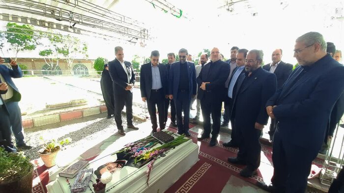 بررسی نیازها و مطالبهها در شهرکهای صنعتی مراغه و عجبشیر با حضور معاون وزیر 1 بررسی نیازها و مطالبهها در شهرکهای صنعتی مراغه و عجبشیر با حضور معاون وزیر