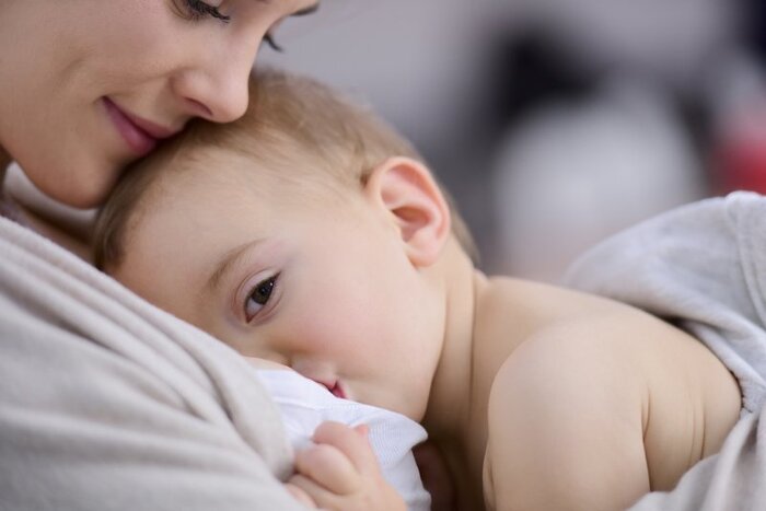 تغذیه با شیر مادر؛ زیربنای سلامت جامعه