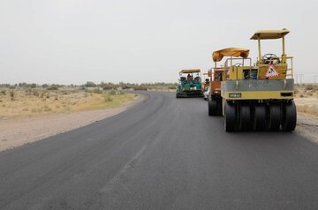 بهسازی و روکش آسفالت کریدور اربعین در بلوچستان با سرعت در حال انجام است