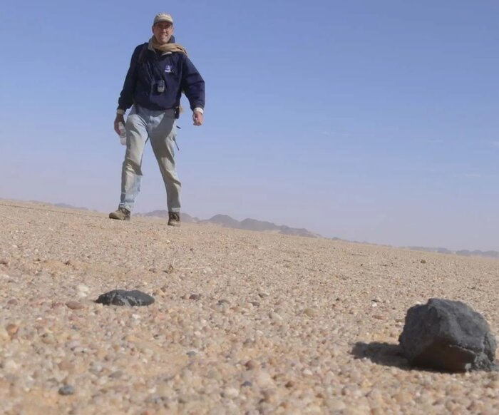 انواع سنگهای فضایی و نحوه تشخیص آنها