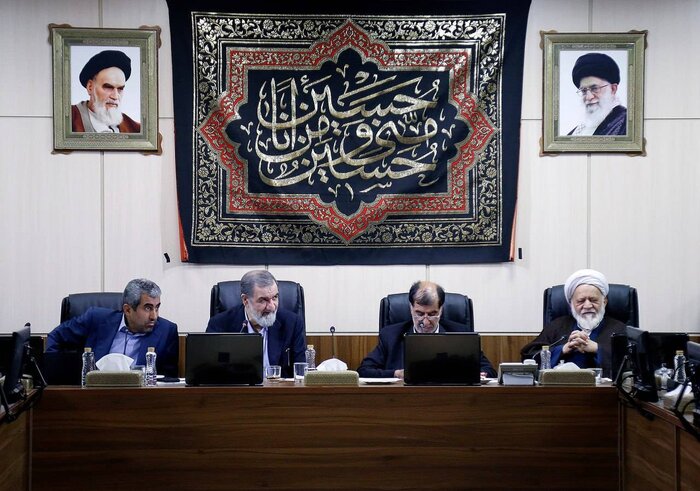 طرح ساماندهی کارکنان دستگاههای اجرایی و انطباق آن با سیاستهای کلی نظام