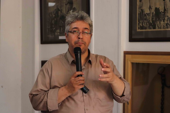 پرسه در کوچههای مشروطه