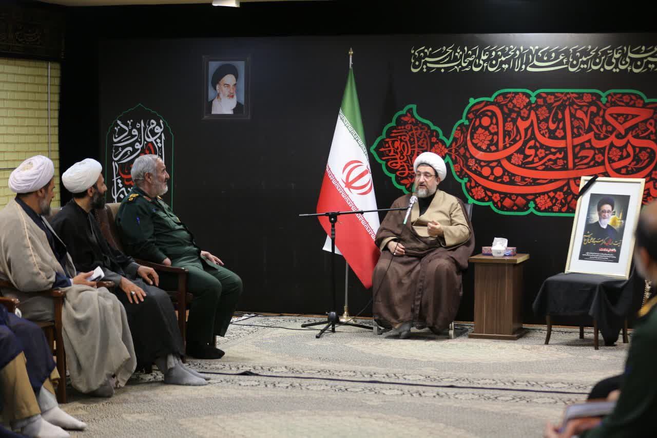 نماینده ولی فقیه در آذربایجان شرقی:سپاه پاسداران انقلاب اسلامی یک مکتب فکری است نماینده ولی فقیه در آذربایجان شرقی:سپاه پاسداران انقلاب اسلامی یک مکتب فکری است