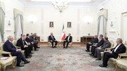 Presidente iraní: El desarrollo de las relaciones con Rusia es una prioridad en la política exterior de Irán