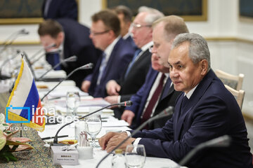 Le secrétaire du Conseil de sécurité russe, Sergei Shoigu, rencontre le secrétaire du Conseil suprême de sécurité nationale iranien à Téhéran 