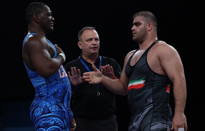 پهلوان گوتوندی در سایه غول کوبایی؛ لوپز جاودانه شد 3 پهلوان گوتوندی در سایه غول کوبایی؛ لوپز جاودانه شد