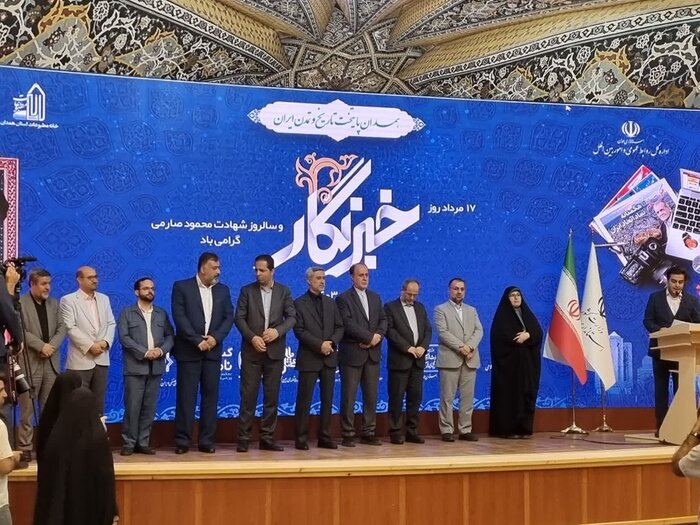 حاجی بابایی: حرف اول مطبوعات اطلاع رسانی و پیوند بین حاکمیت و مردم است