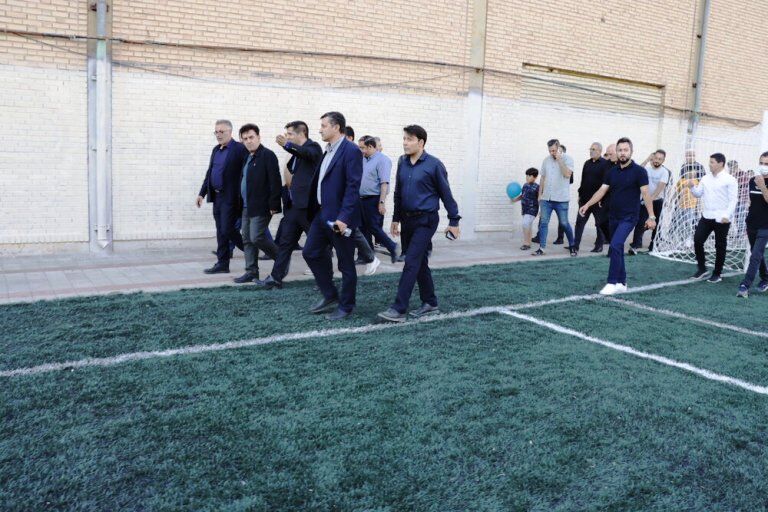 شهردار: زمین فوتبال خاکی در تبریز وجود ندارد شهردار: زمین فوتبال خاکی در تبریز وجود ندارد