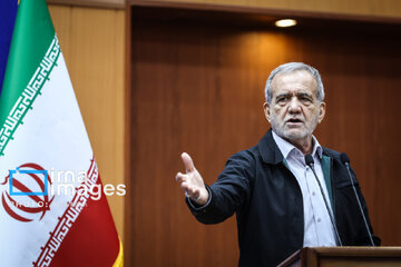 La politique de deux poids deux mesures des États-Unis encourage Israël à commettre davantage de crimes (Président iranien)