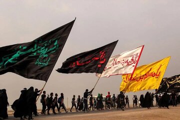 Vague de jeunes pèlerins iraniens en route pour Karbala