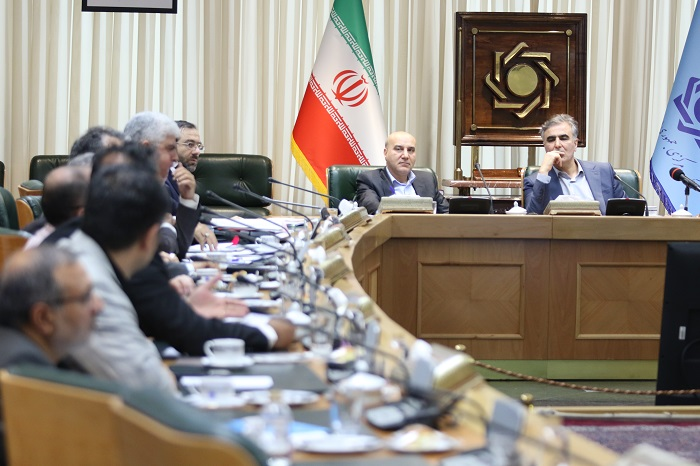 تسهیلات ۵۰ همتی برای تامین نقدینگی کارخانههای دارویی/ ۲۰۰ میلیون یورو برای واردات دارو