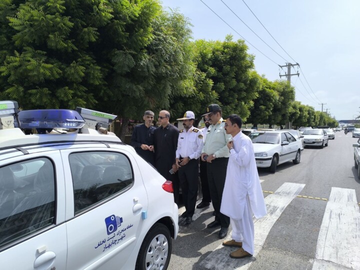 خودروی پلاک خوان مجهز به چندین دوربین ثبت تخلفات در شهر چابهار آغاز بکار کرد