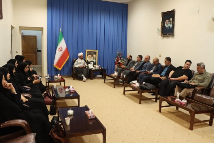 امام جمعه ایلام: قدرت اثرگذاری رسانهها در بیان دستاوردهای نظام انکارناپذیر است
