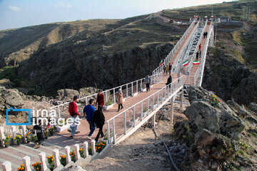 Inauguration d’un pont piéton touristique dans la province d’Ardabil