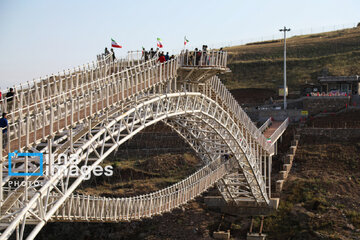 Inauguration d’un pont piéton touristique dans la province d’Ardabil