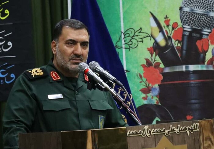 معاون سازمان بسیج: نگاه سیاسی به ورزش سم است