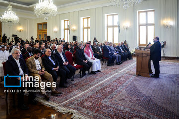 Ceremonia de conmemoración del mártir Ismail Haniya en Teherán