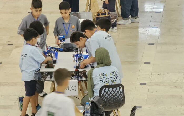 سرپرست تیم روباتیک داشآموزی شیراز: به درخشش ملیپوشان در مسابقات جهانی ترکیه امیدواریم