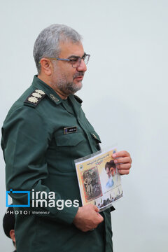 Le Leader reçoit les organisateurs du Congrès national des Martyrs de la province de Kohguiluyeh et Boyer Ahmad