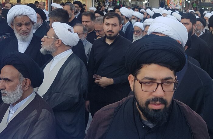 پیکر همسر آیتالله شبیری زنجانی در حرم حضرت معصومه(س) به خاک سپرده شد