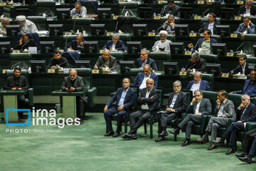 Pezeshkian à l’Assemblée d’Iran pour défendre ses ministres proposés