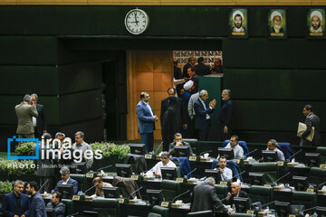 Pezeshkian à l’Assemblée d’Iran pour défendre ses ministres proposés