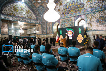 Ceremonia de despedida a al convoy paralímpico en el santuario del Imam Reza (P)