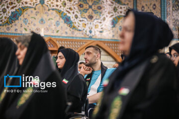 Ceremonia de despedida a al convoy paralímpico en el santuario del Imam Reza (P)