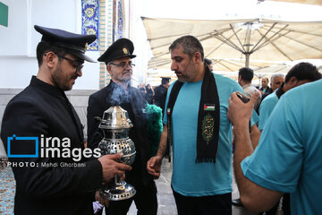 Ceremonia de despedida a al convoy paralímpico en el santuario del Imam Reza (P)