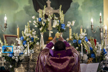 Célébration de l'Ascension de la Sainte Vierge Marie à Téhéran